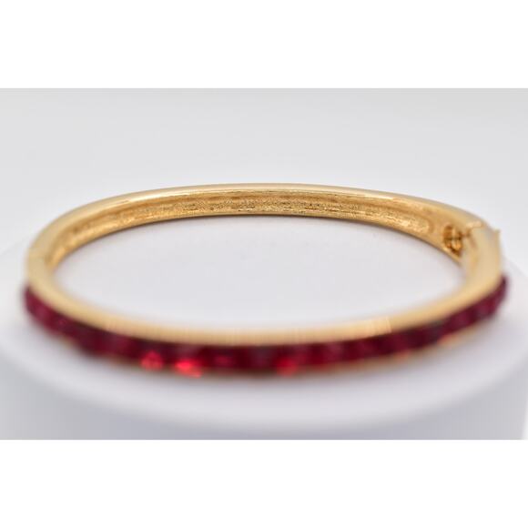 Givenchy Red Square Crystal Bangle Bracelet Gold Tone Shiny Signed 1980s BinO - Picture 10 of 12
